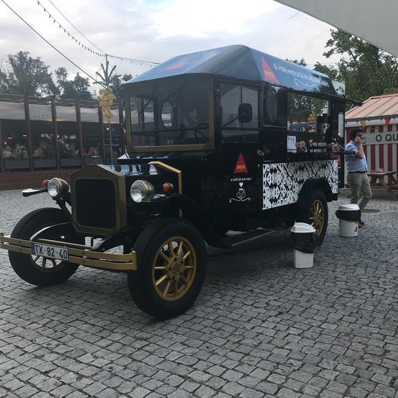 Meet your Posher, Susan - Picture 1 of 1